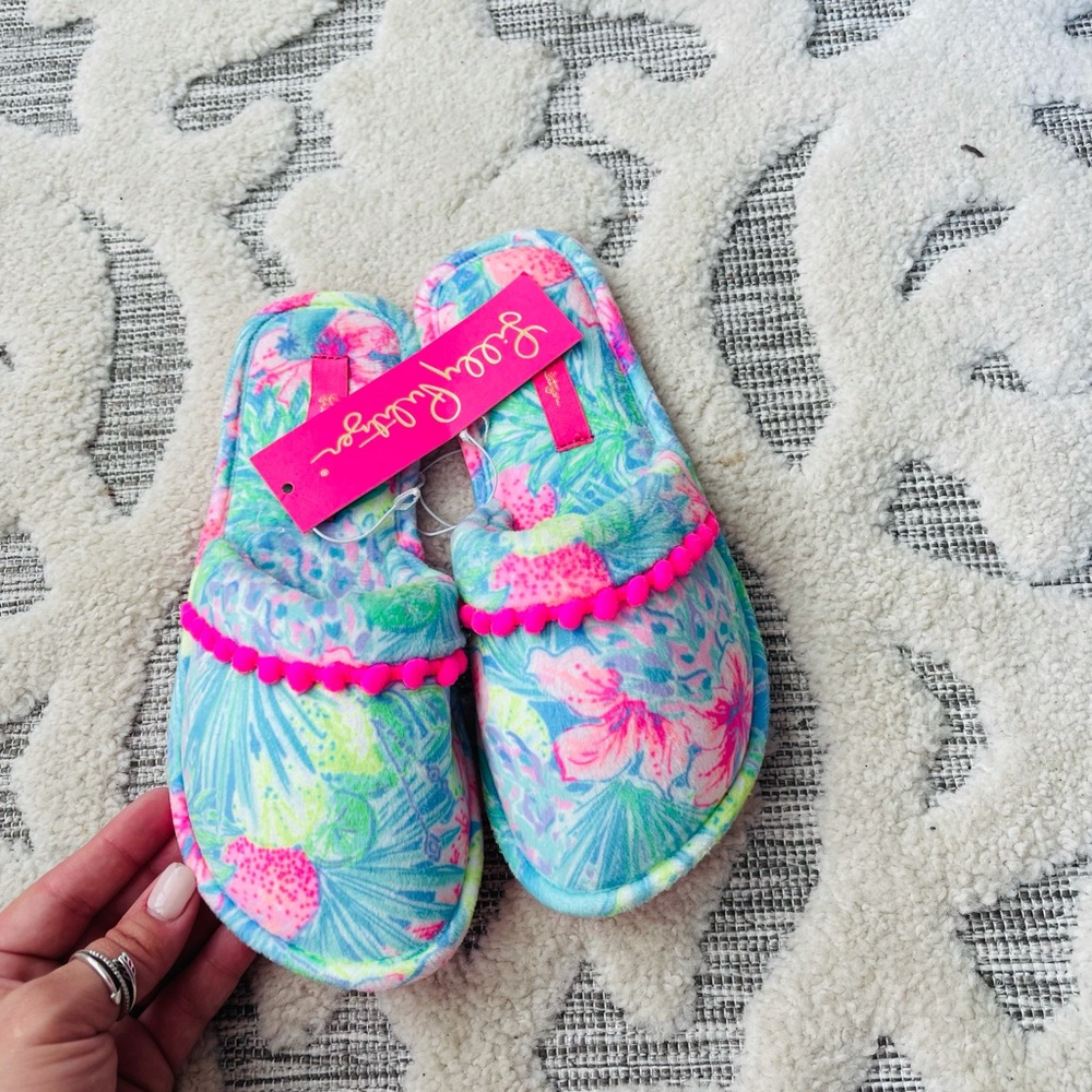 Lilly Pulitzer slippers BRAND NEW